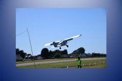 STOL BREIZH 2022 - 34 - Eric Grare flying  Yuma E-Props